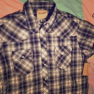 Wrangler snap Shirt! Neww!!!
